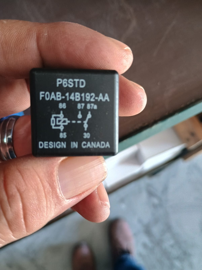 RELAY REFORZADO 5 PATAS